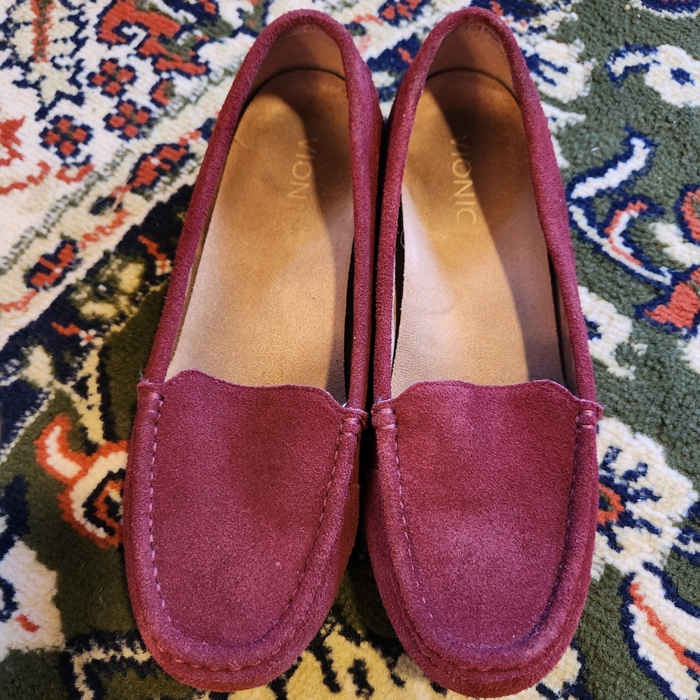VIONIC Wine Red Suede Loafers Size 8.5